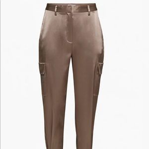 Aritzia Babaton Refined Cargo Pant in Deep Taupe size 2 Brand New with Tags